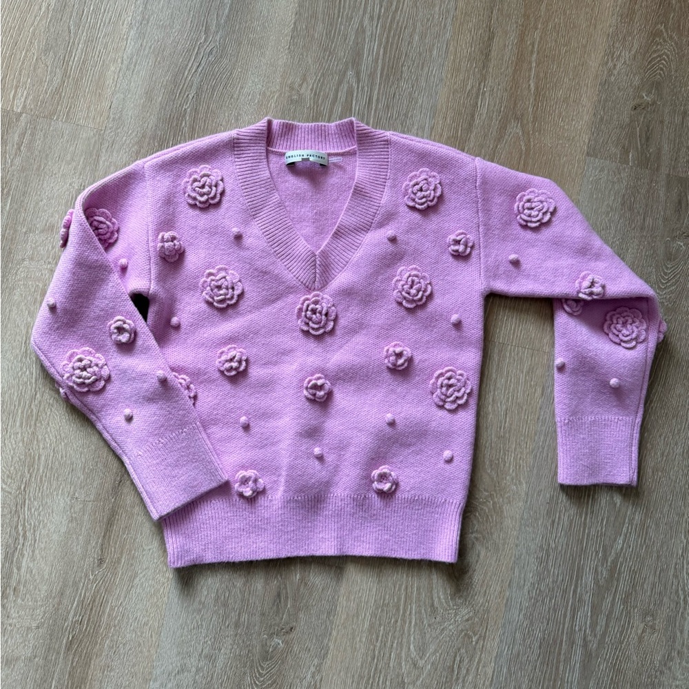[English factory] 3D flower v-neck sweater